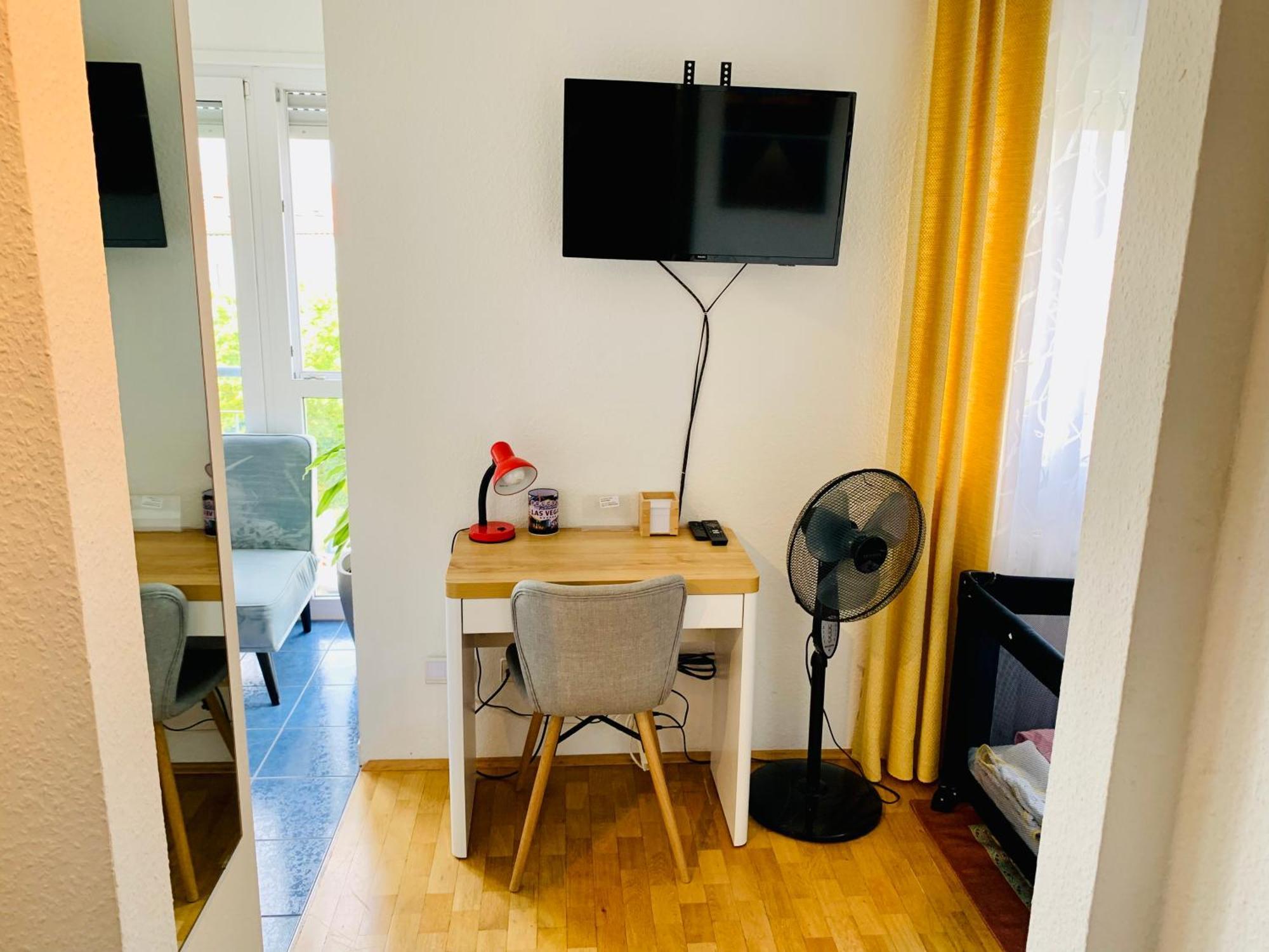 Anna Home & Sunny Home Apartments Карлсруэ Экстерьер фото